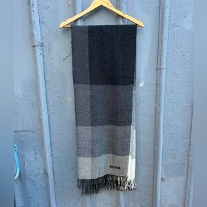 Baby Alpaca Plaid Scarf, BNWOT, 28.5” x 75”